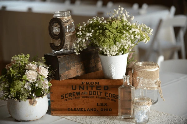 decor The Barn 1893, Hampshire Illinois